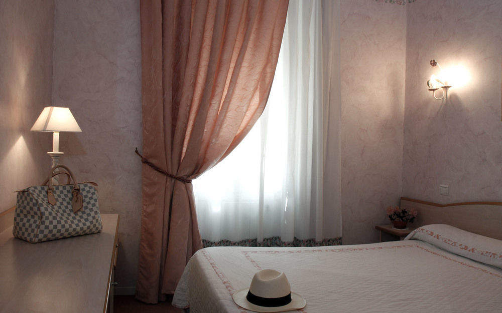 Paris Rome Hotel Menton Kültér fotó
