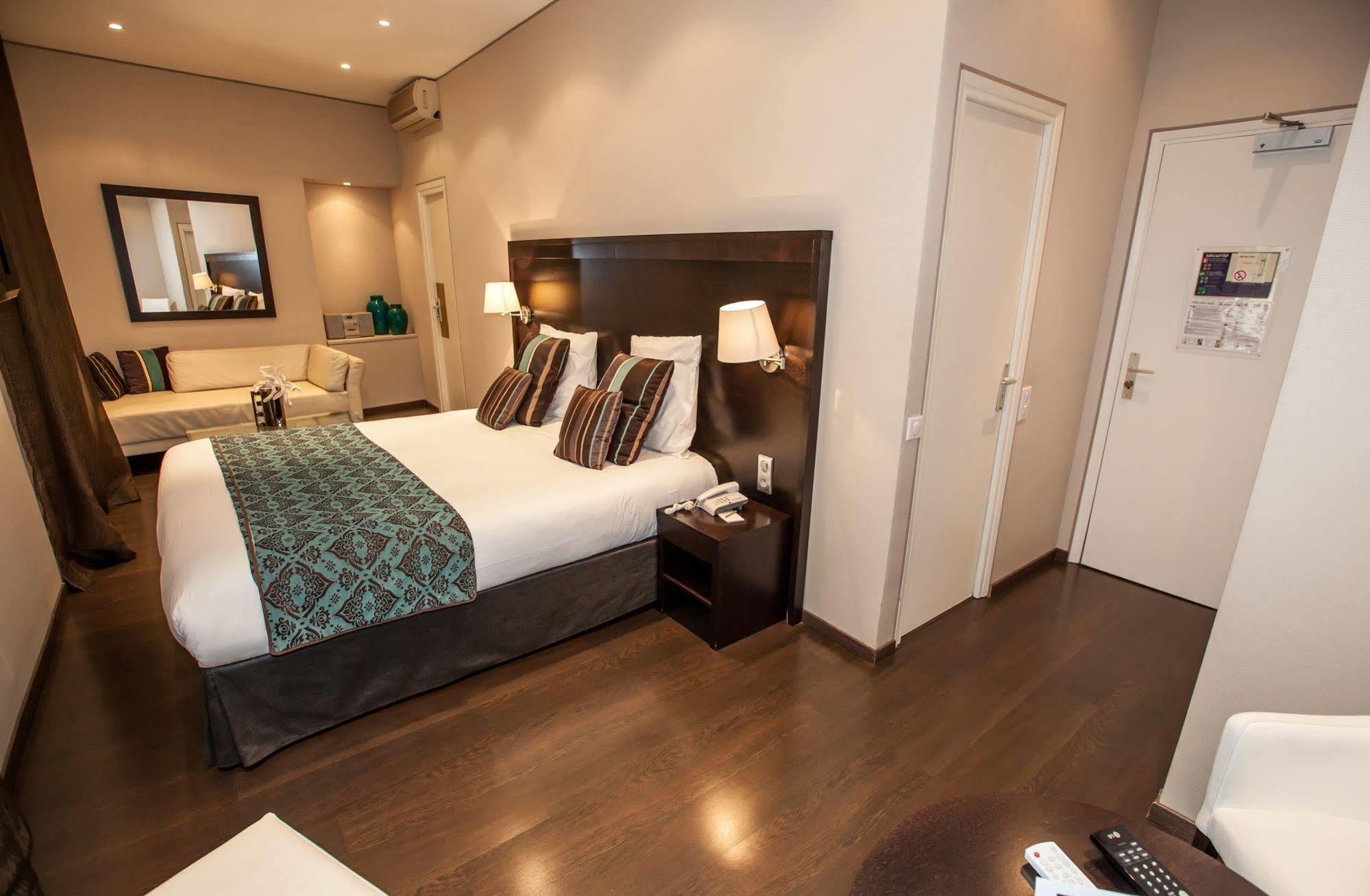 Paris Rome Hotel Menton Kültér fotó